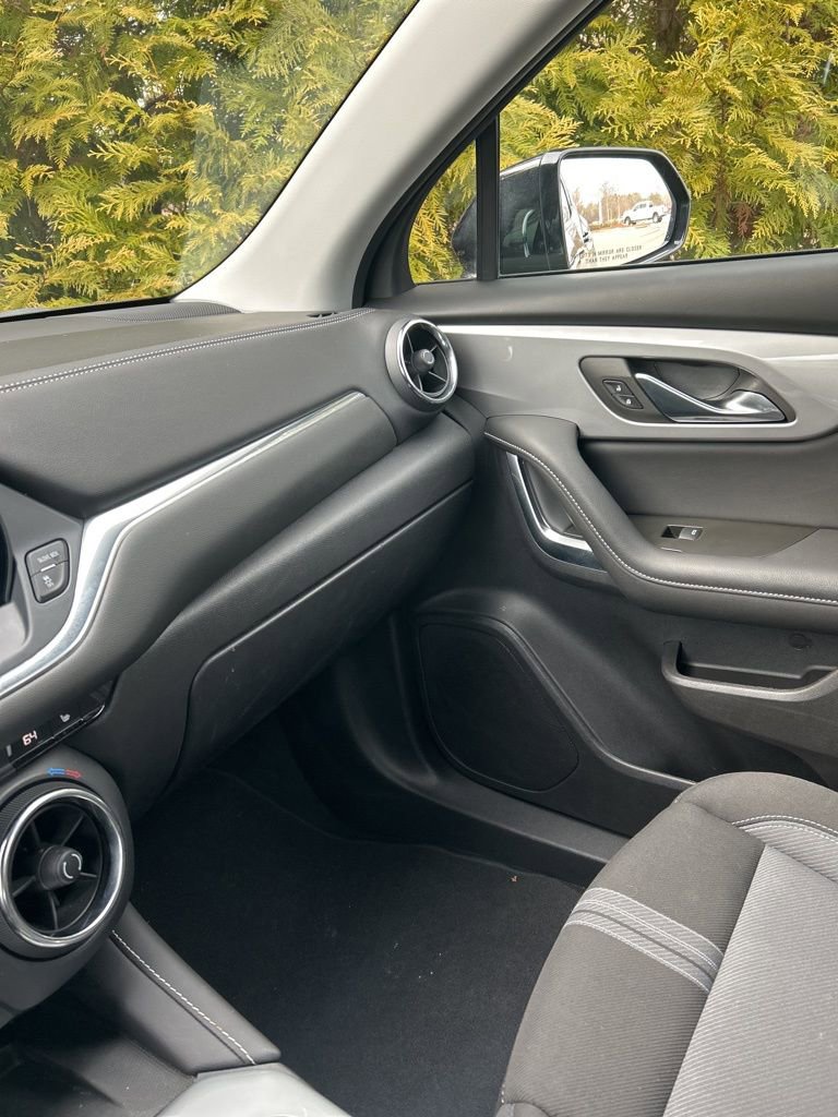 Used 2024 Chevrolet Blazer LT w/ Convenience Package image 20