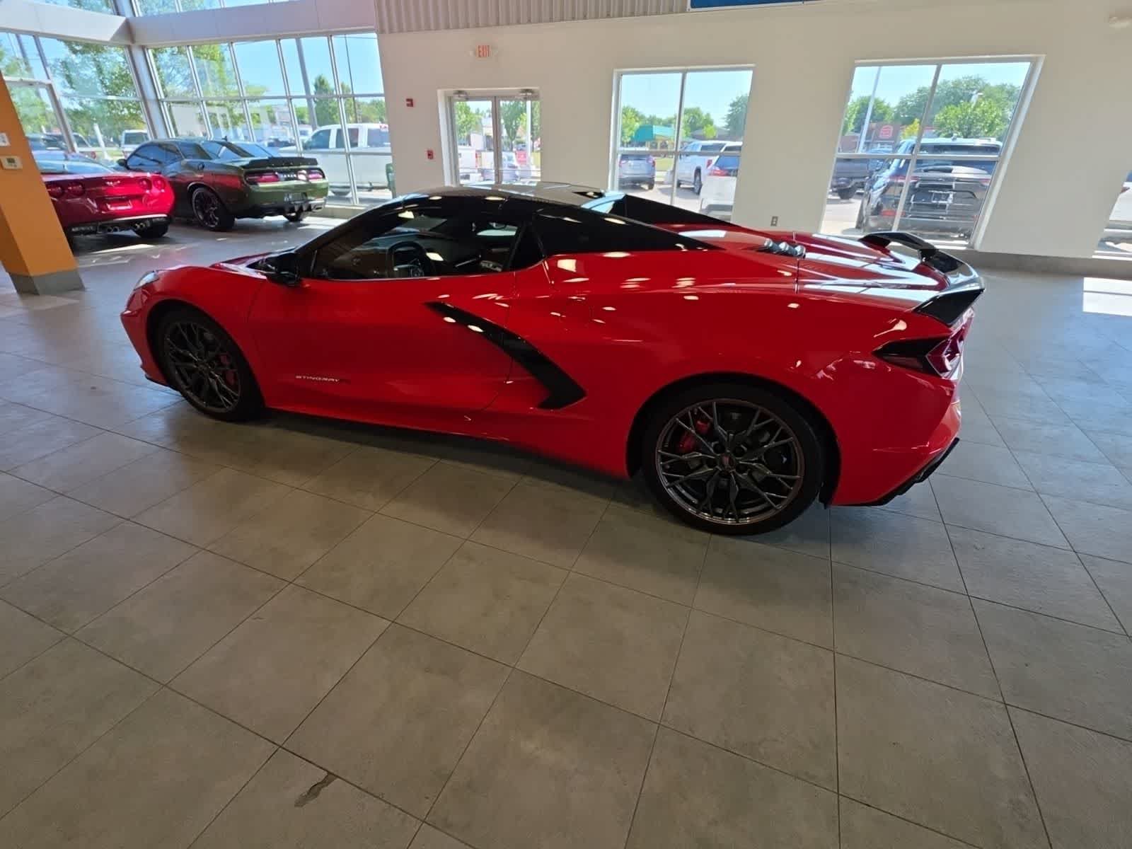 Used 2023 Chevrolet Corvette Stingray Preferred Conv w/ Z51 Performance Package RWD image 15