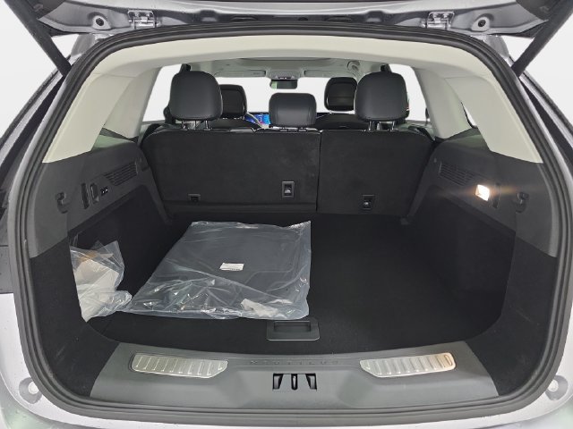 New 2026 Lincoln Nautilus Premier w/ Equipment Group 102A AWD/4WD image 30