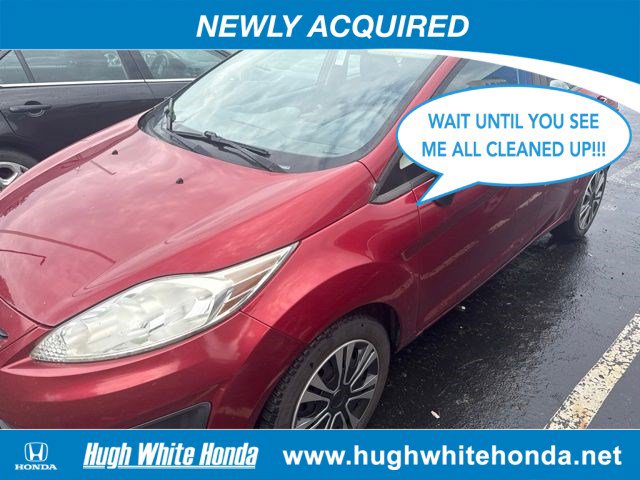 Used 2013 Ford Fiesta SE FWD image 1