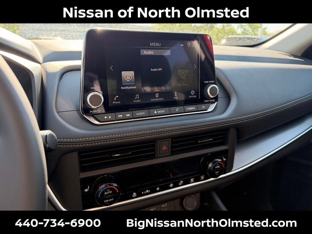 New 2026 Nissan Rogue Dark Armor AWD/4WD image 16