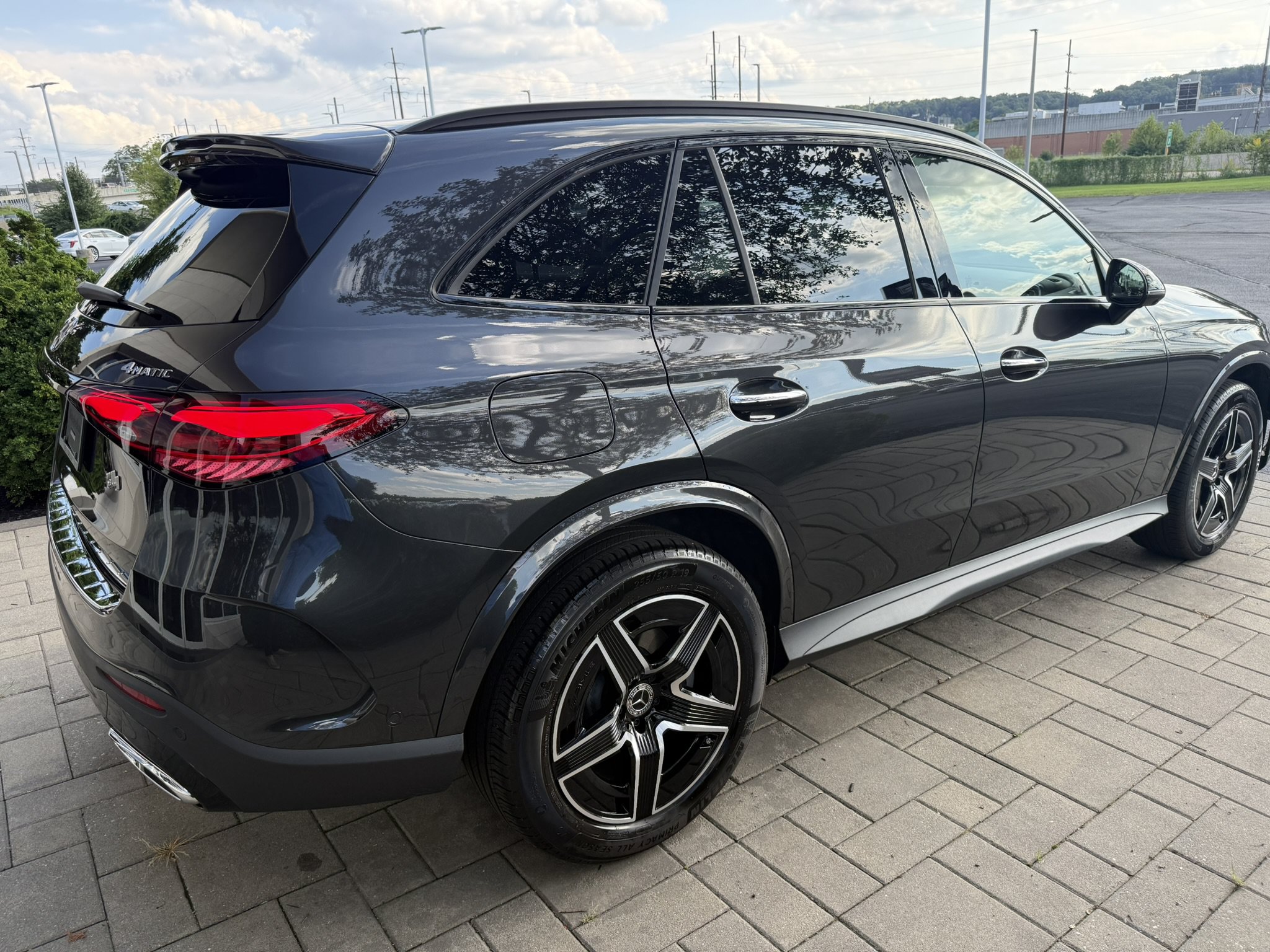 Used 2026 Mercedes-Benz GLC 300 4MATIC image 10