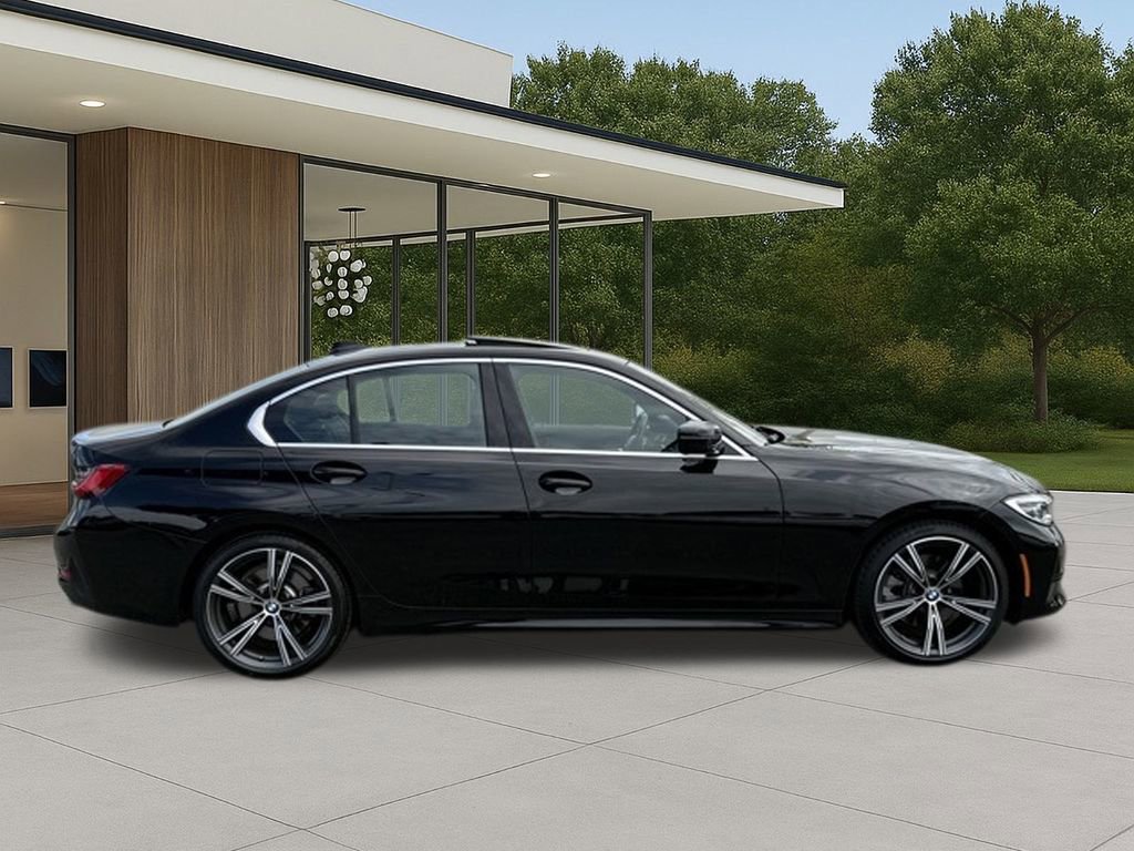 Used 2021 BMW 330i Sedan w/ Driving Assistance Package image 7