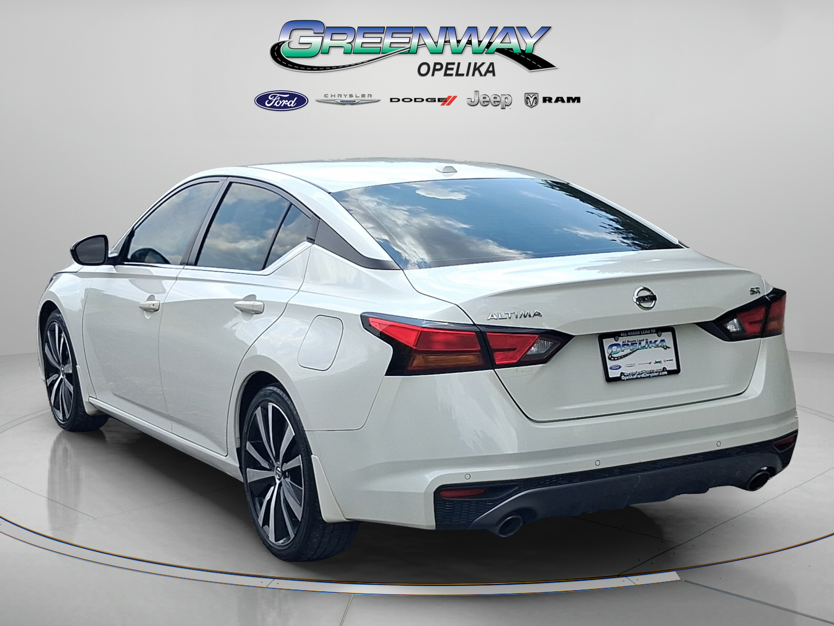 Used 2022 Nissan Altima 2.5 SR FWD image 5