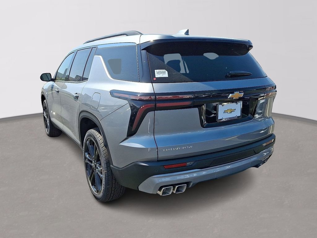 New 2026 Chevrolet Traverse LT FWD image 3