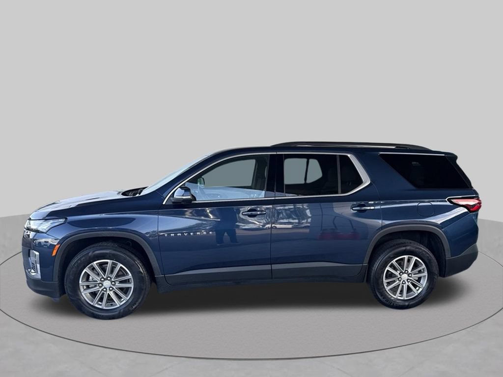 Used 2023 Chevrolet Traverse LT FWD image 3