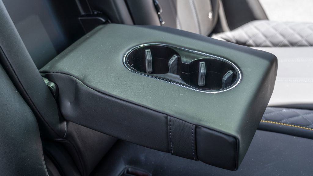 Used 2019 Bentley Bentayga image 43