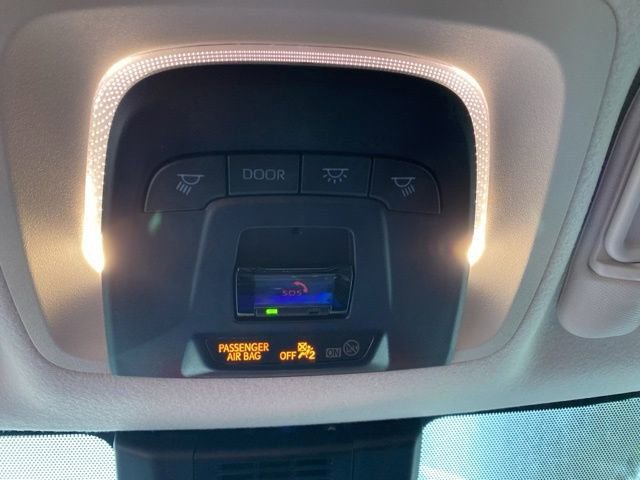 Used 2023 Toyota Corolla LE image 31