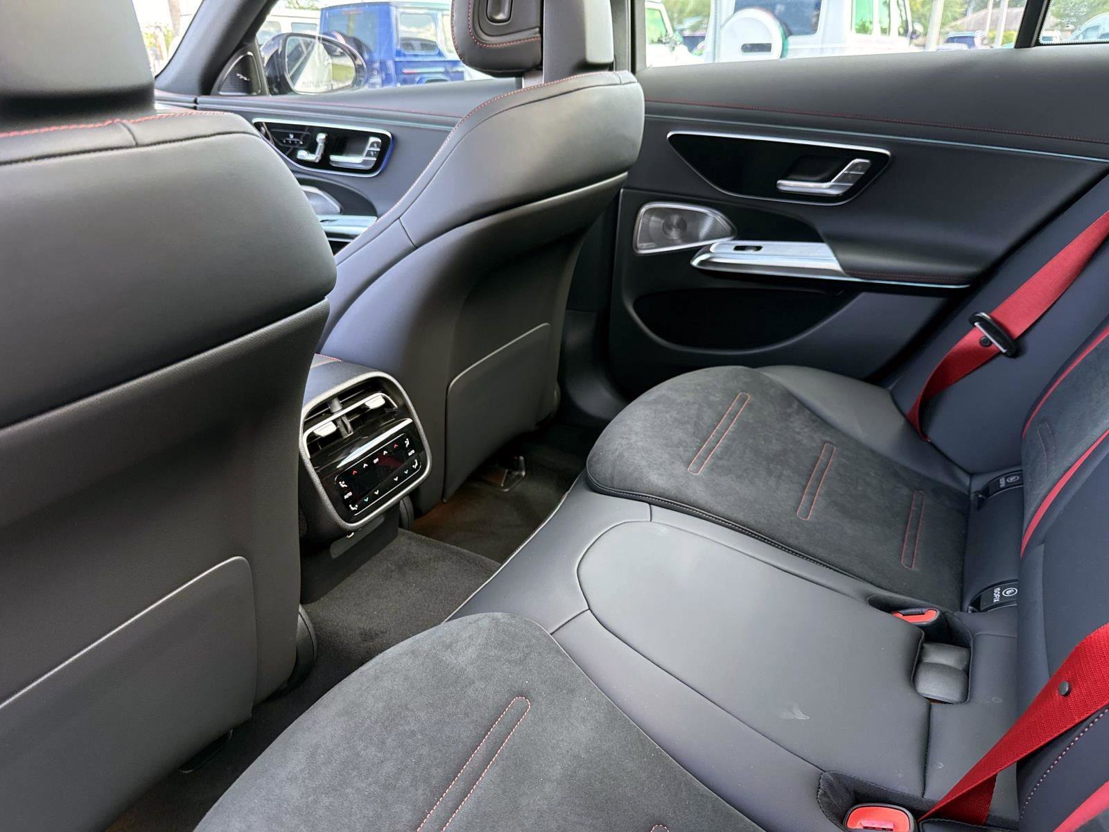 New 2026 Mercedes-Benz E 53 AMG e 4MATIC Sedan image 14
