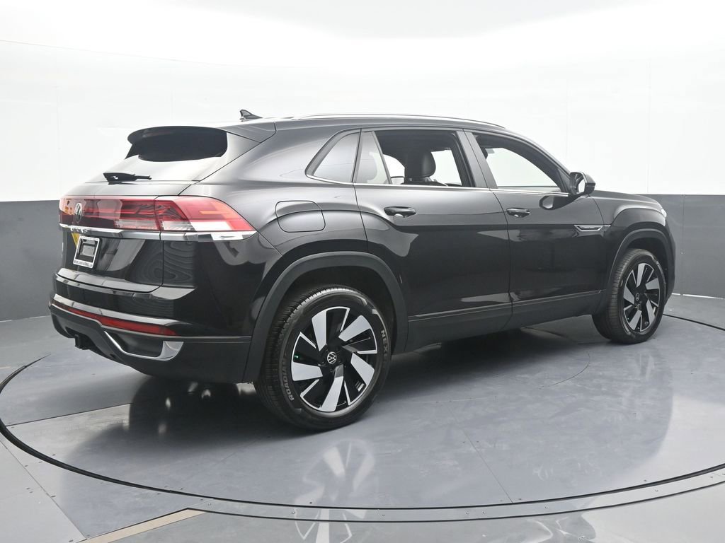 Used 2024 Volkswagen Atlas Cross Sport SE image 6