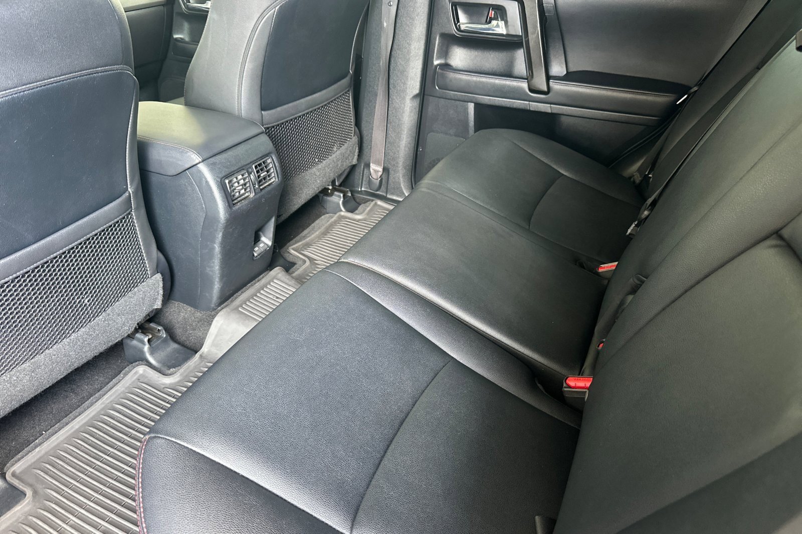 Used 2023 Toyota 4Runner TRD Off-Road Premium w/ Off Road Premium Plus Package AWD/4WD image 11
