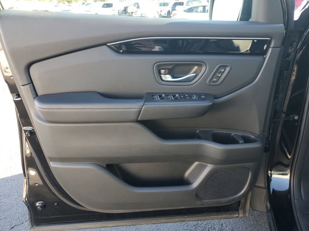 Certified 2023 Honda Pilot Touring image 27