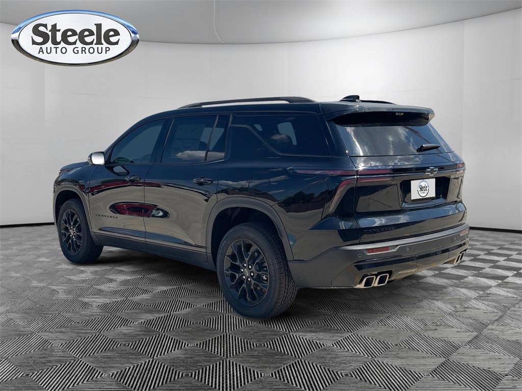 New 2026 Chevrolet Traverse LT w/ Midnight/Sport Edition image 3