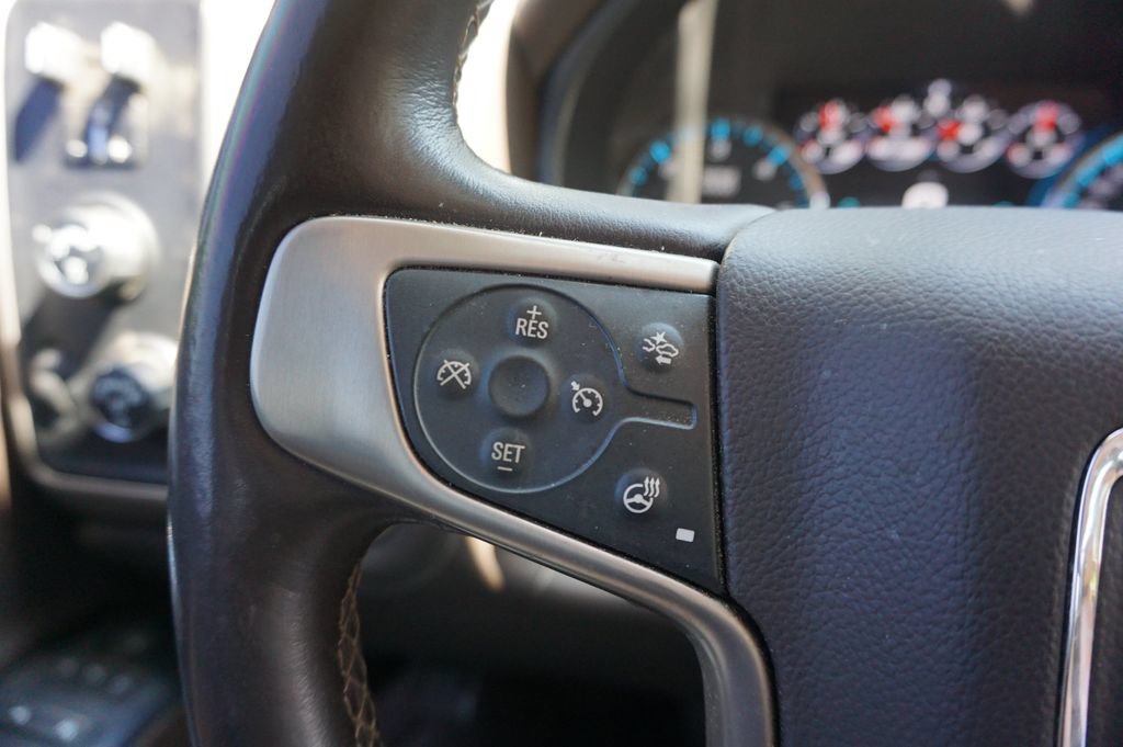 Used 2017 GMC Sierra 1500 Denali AWD/4WD image 7