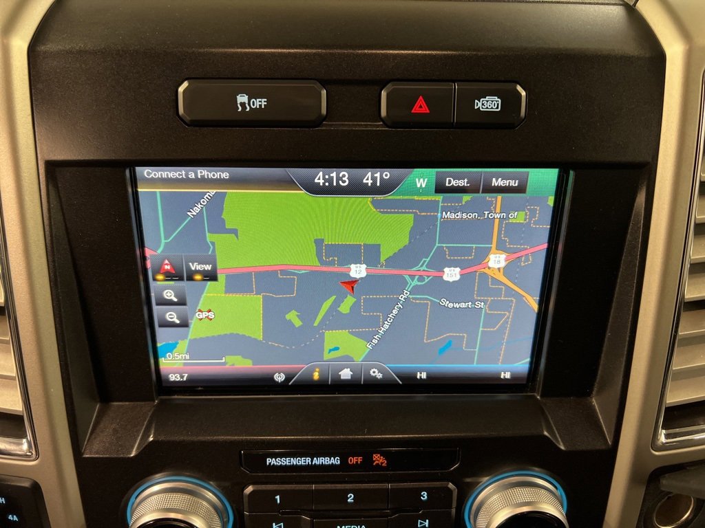 Used 2015 Ford F150 Lariat w/ Equipment Group 502A Luxury image 11