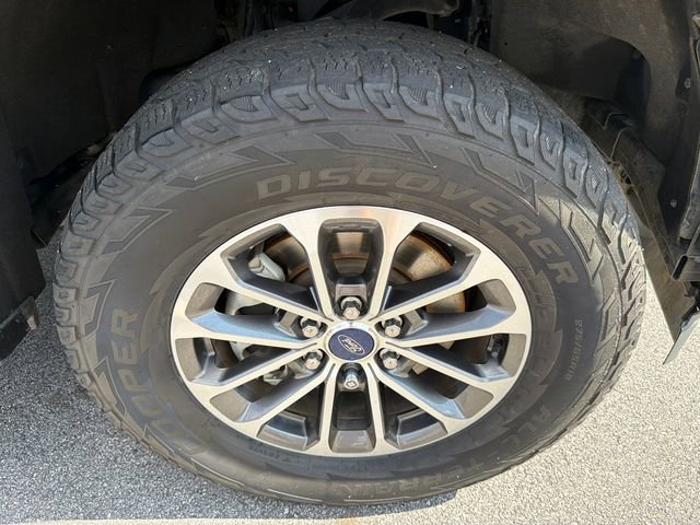 Used 2019 Ford F150 XLT w/ Equipment Group 302A Luxury image 12