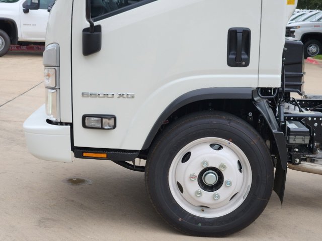 New 2025 Chevrolet Low Cab Forward 5500XG RWD image 13