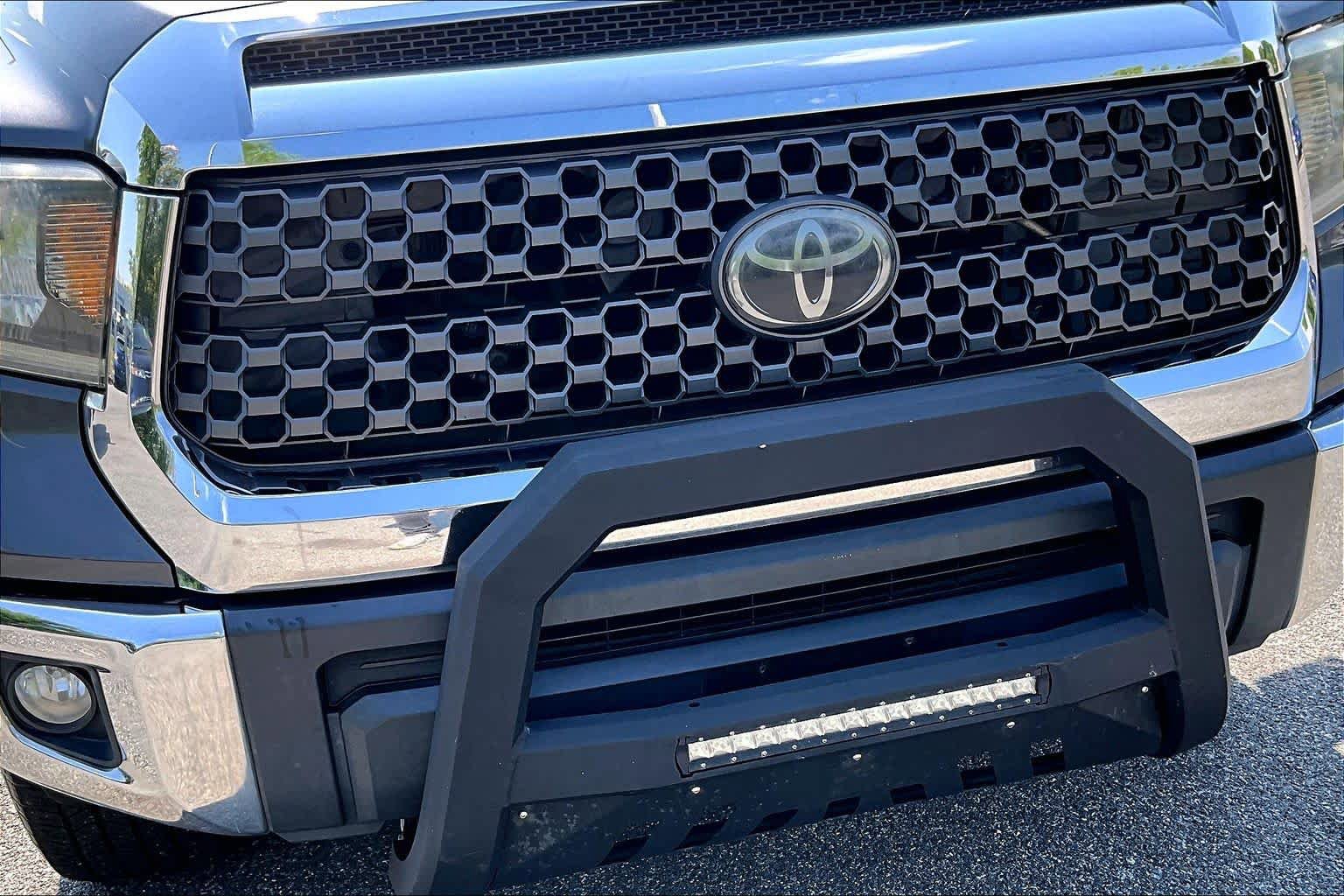 Used 2018 Toyota Tundra SR5 AWD/4WD image 29