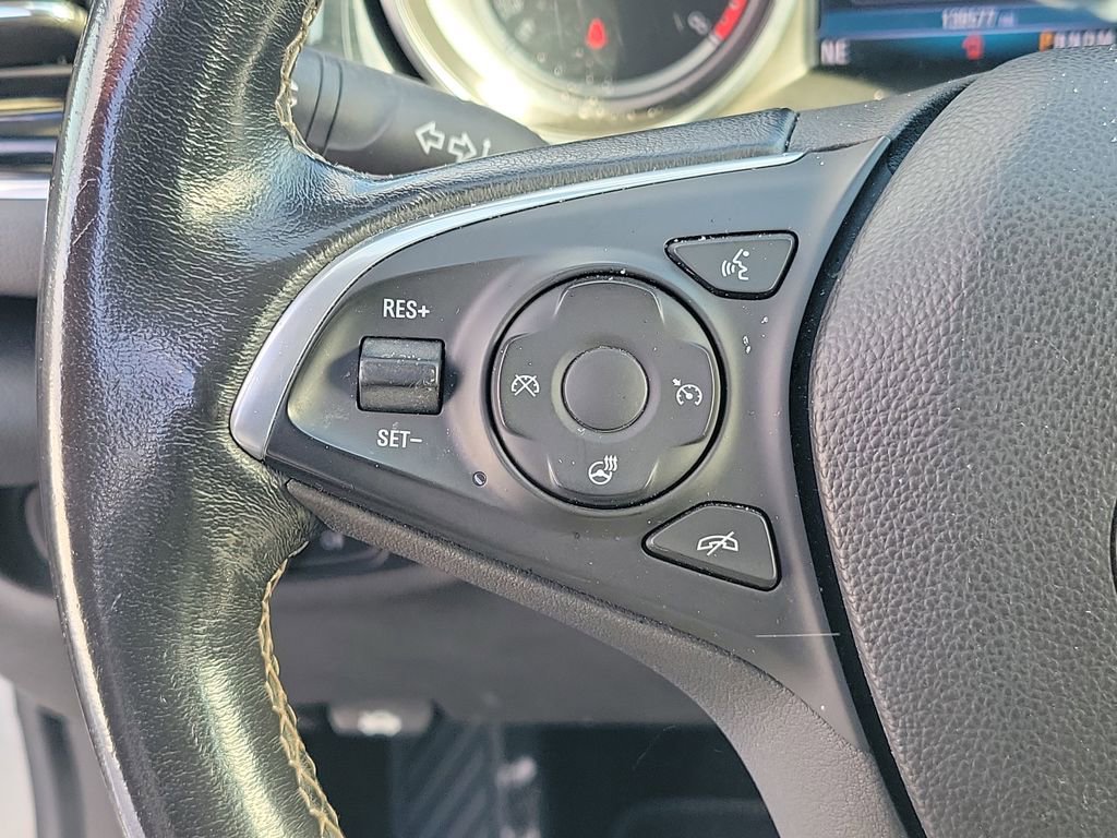 Used 2018 Buick Regal Preferred w/ Sights and Sounds Package image 15