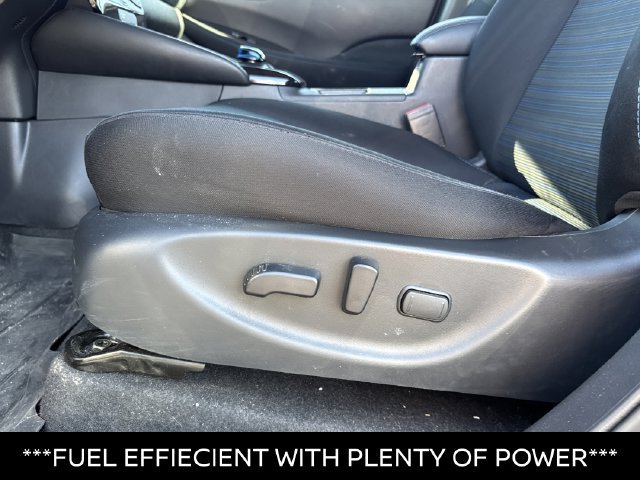 Certified 2025 Nissan Leaf SV Plus FWD image 12
