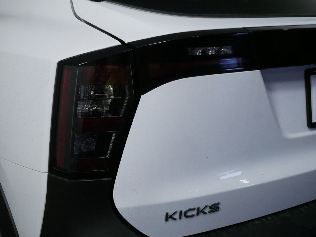 New 2026 Nissan Kicks SV w/ Cold Weather Package AWD/4WD image 11