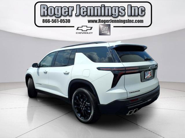 Used 2025 Chevrolet Traverse LT w/ Midnight/Sport Edition FWD image 3