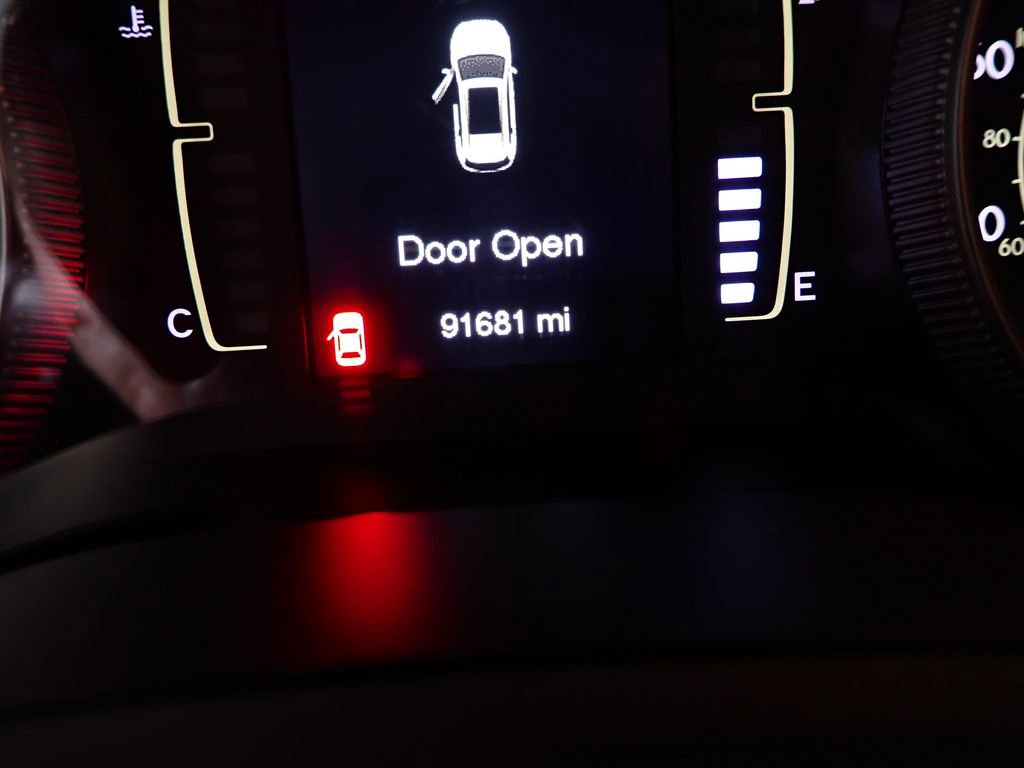 Used 2017 Jeep Cherokee Sport w/ Cold Weather Group image 27