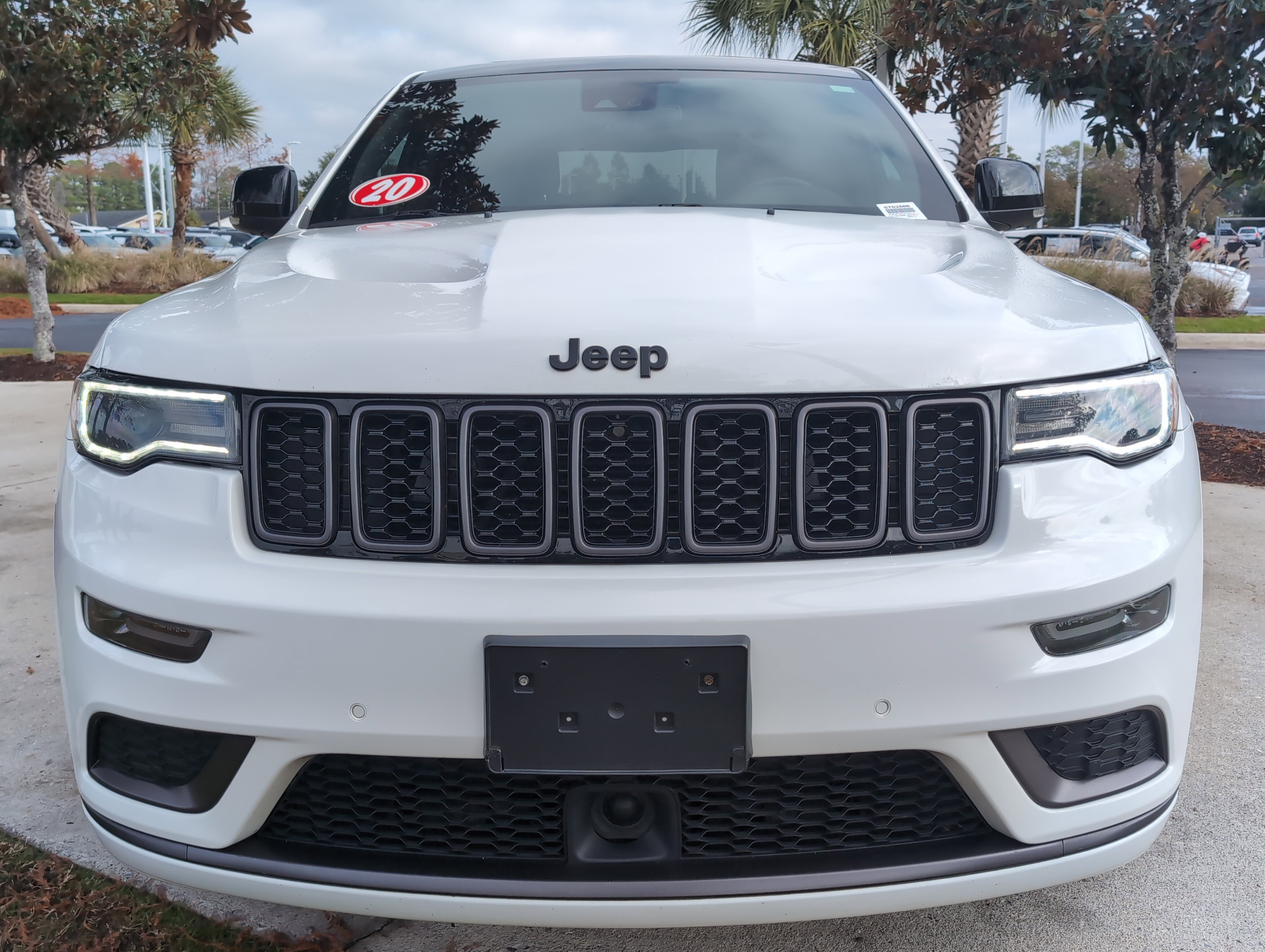 Used 2020 Jeep Grand Cherokee High Altitude image 3