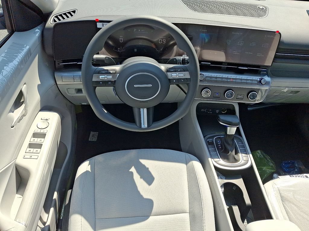 New 2027 Hyundai Kona SE FWD image 7