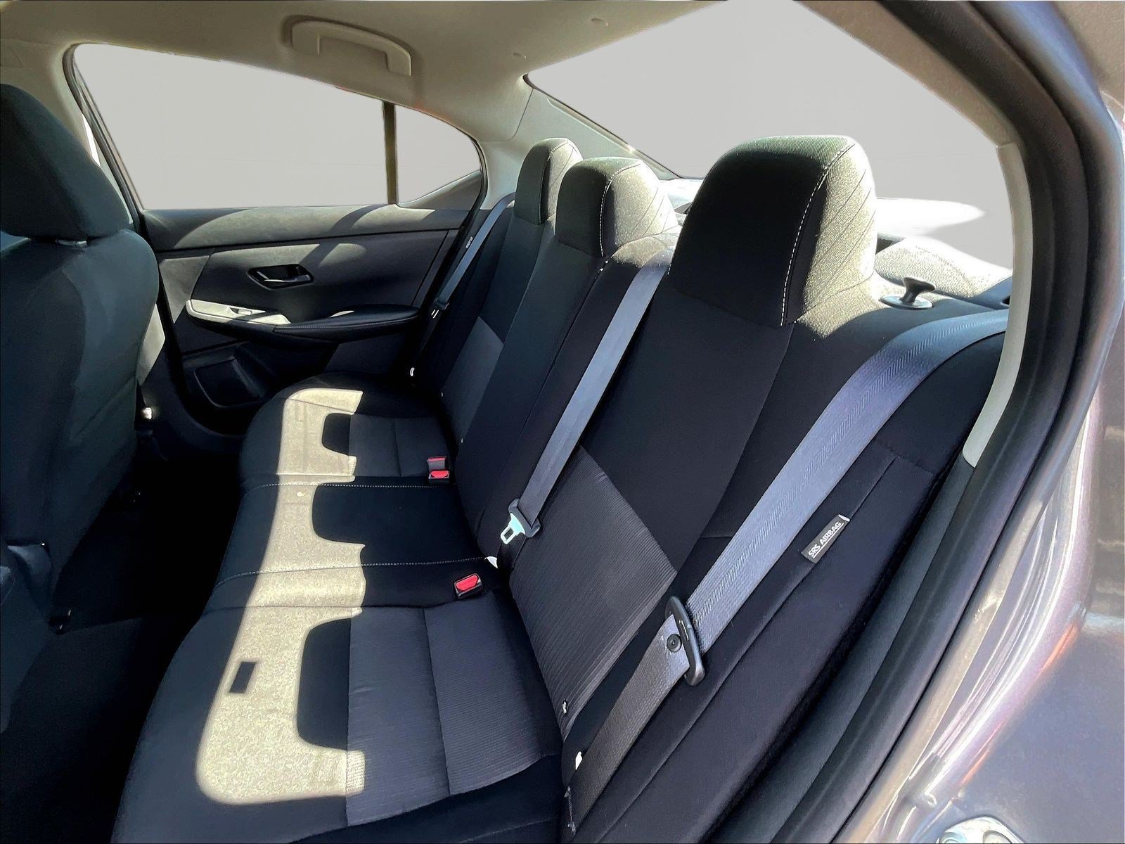 Used 2025 Nissan Sentra SV FWD image 22