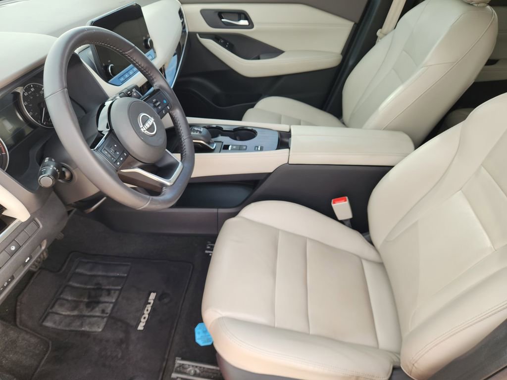 Used 2023 Nissan Rogue SL w/ SL Premium Package image 12