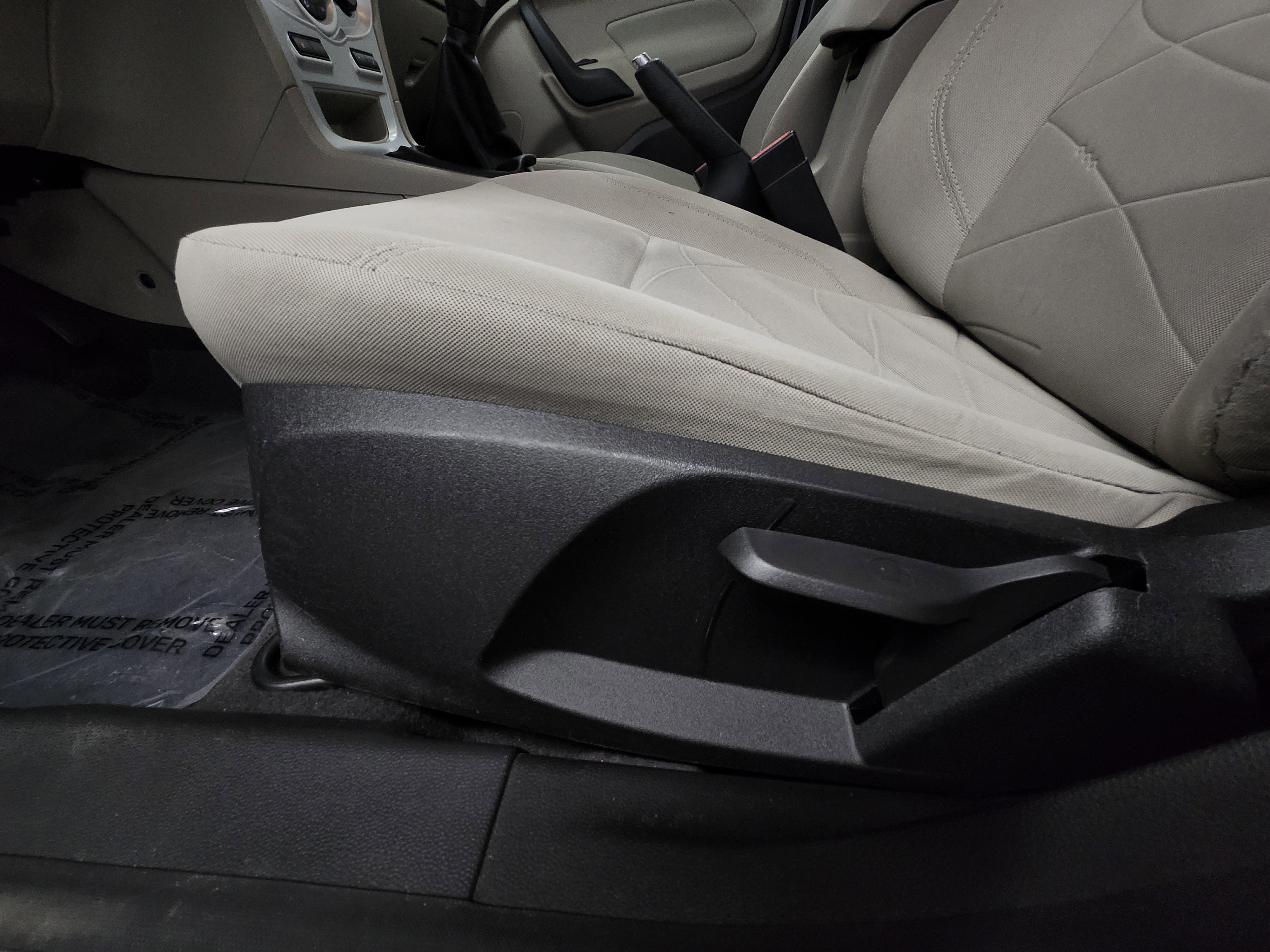 Used 2014 Ford Fiesta SE image 20