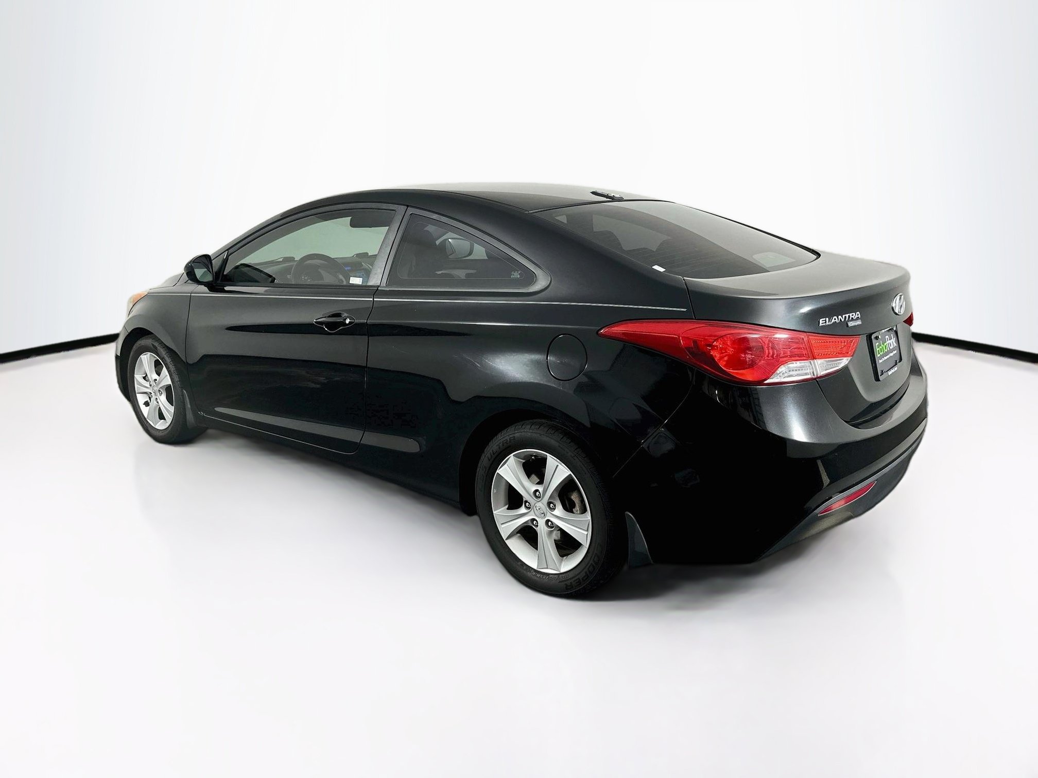 Used 2013 Hyundai Elantra FWD image 5
