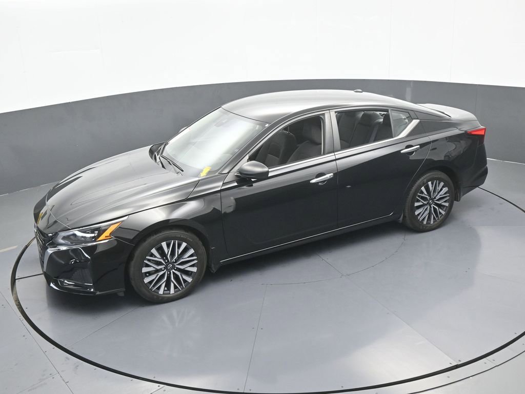 Used 2024 Nissan Altima 2.5 SV image 80