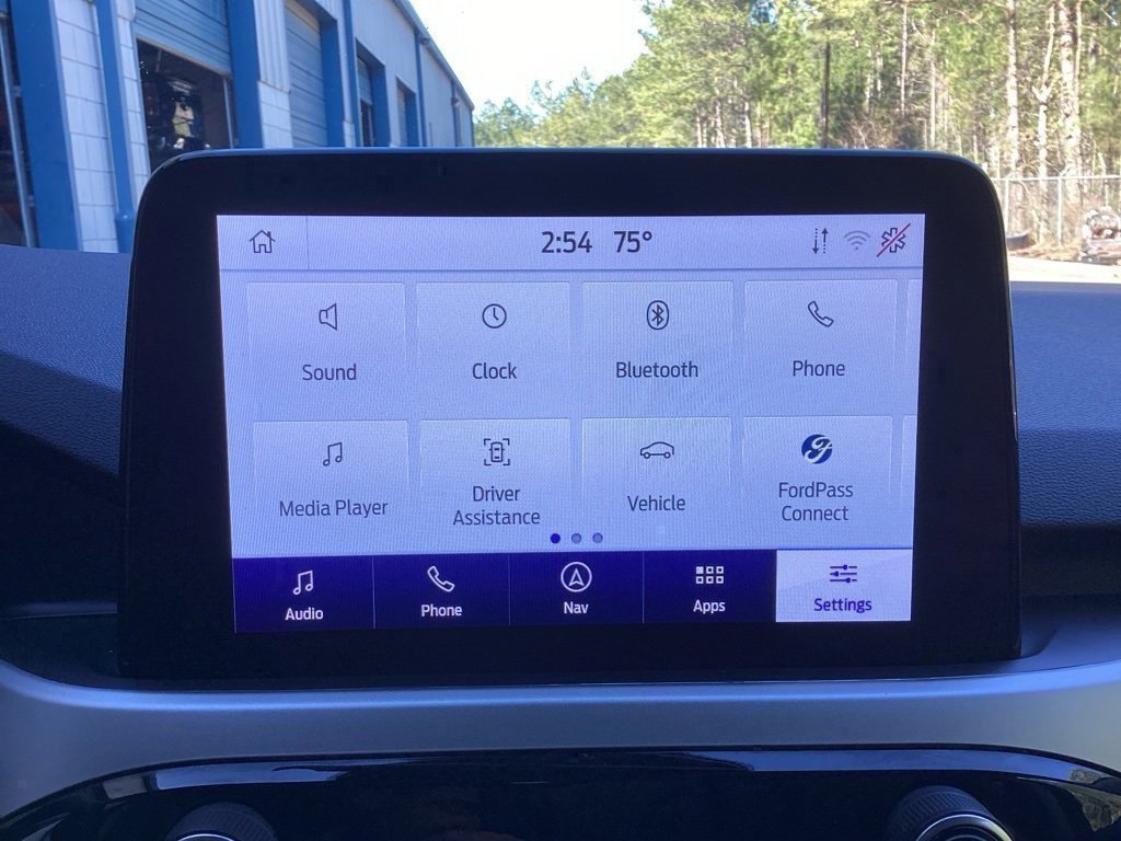 Used 2020 Ford Escape SE image 50