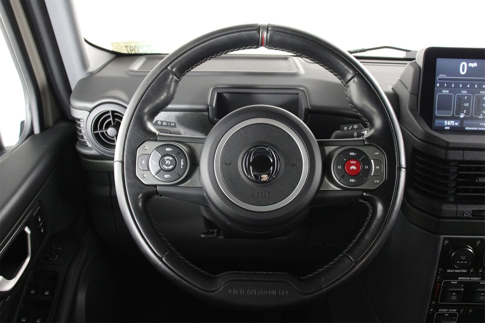 Used 2025 INEOS Grenadier image 8