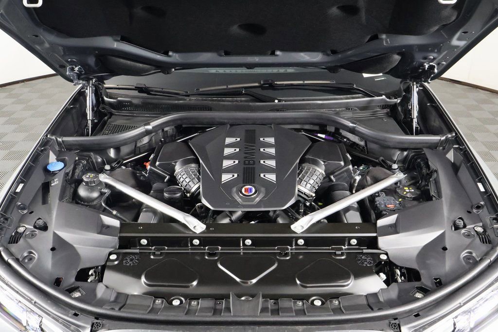 New 2026 BMW ALPINA XB7 image 10