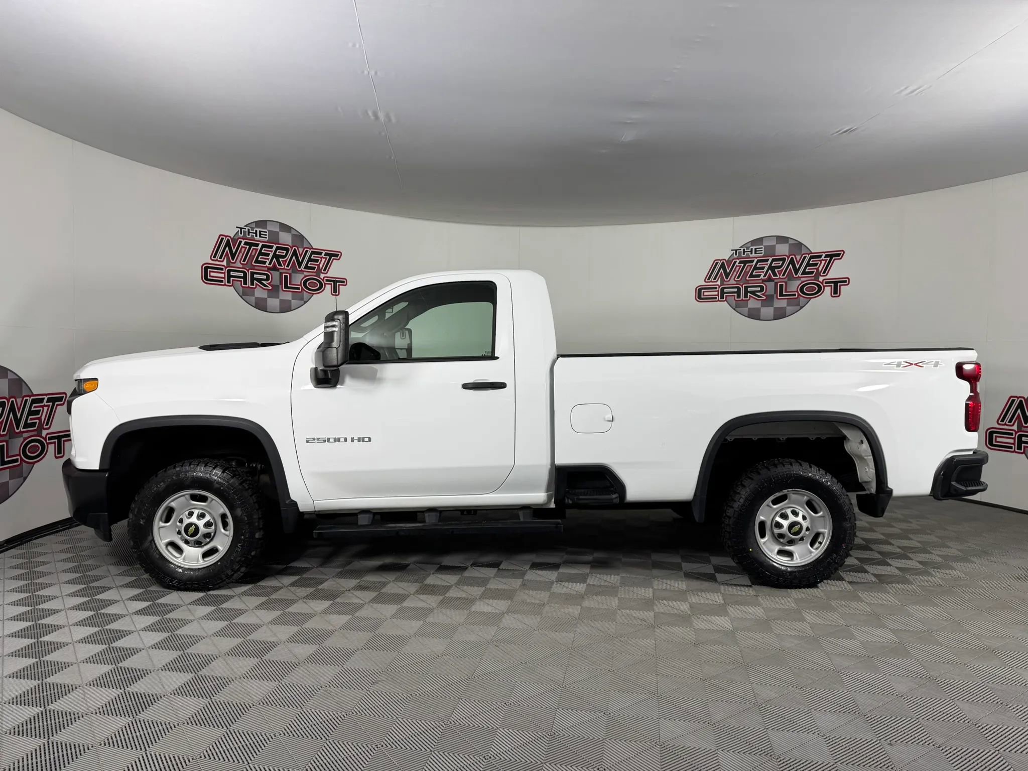 Used 2021 Chevrolet Silverado 2500 W/T w/ WT Convenience Package AWD/4WD image 4