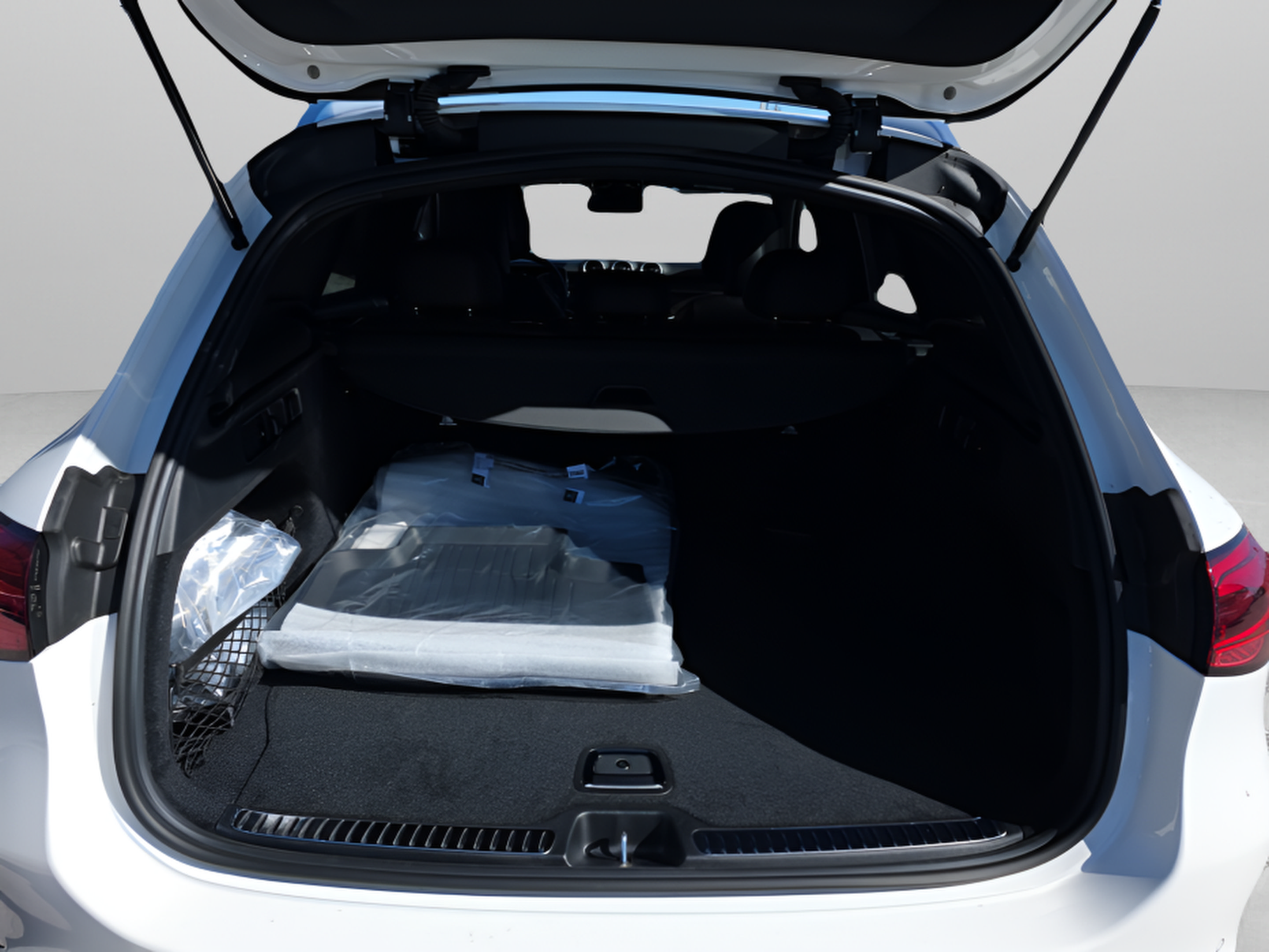 Certified 2026 Mercedes-Benz GLC 300 image 8