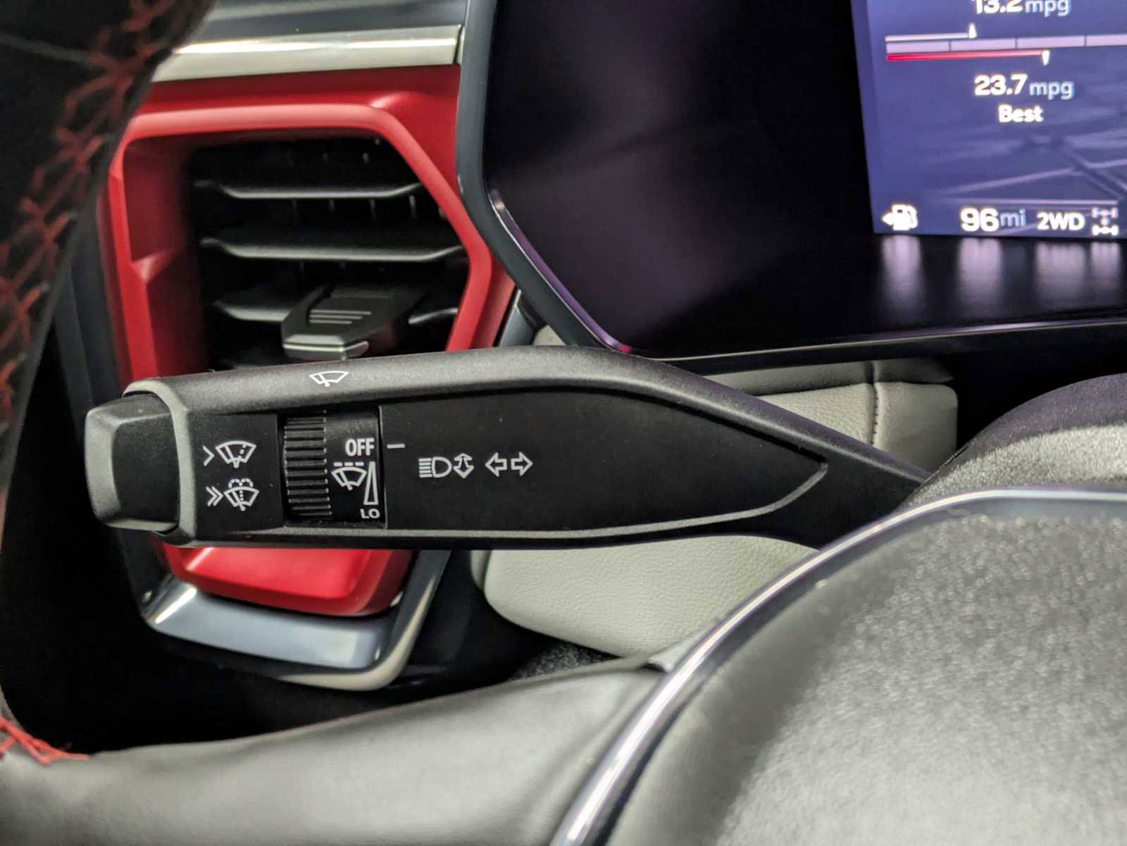 Used 2024 GMC Canyon AT4X w/ AT4X AEV Edition AWD/4WD image 27