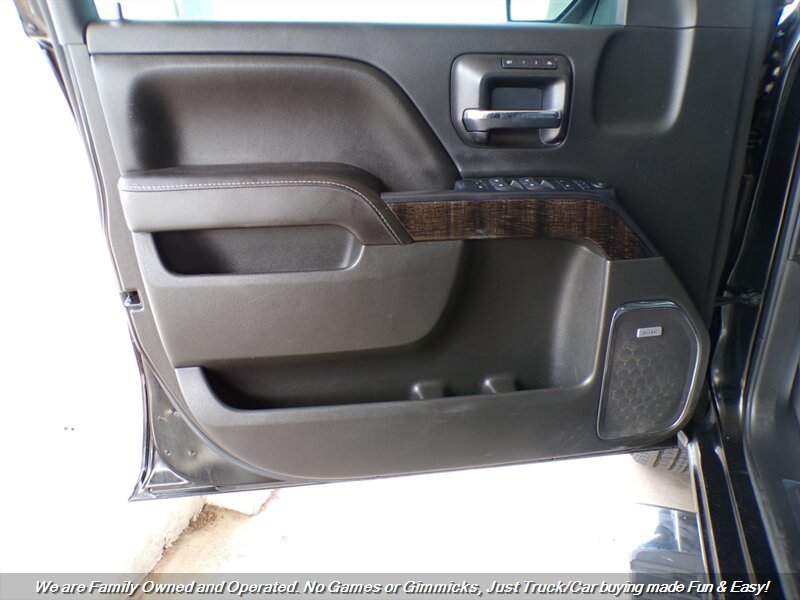 Used 2015 GMC Sierra 1500 Denali w/ Driver Alert Package AWD/4WD image 9