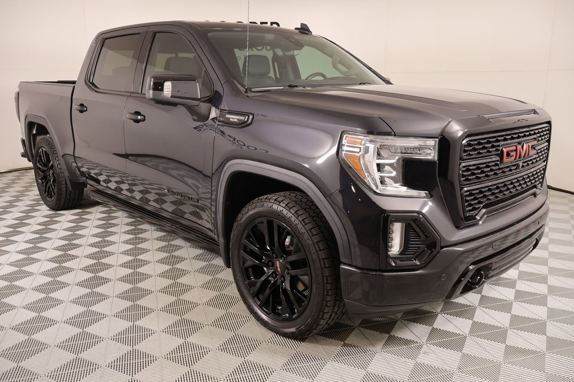 Used 2020 GMC Sierra 1500 Denali w/ Denali Ultimate Package image 1