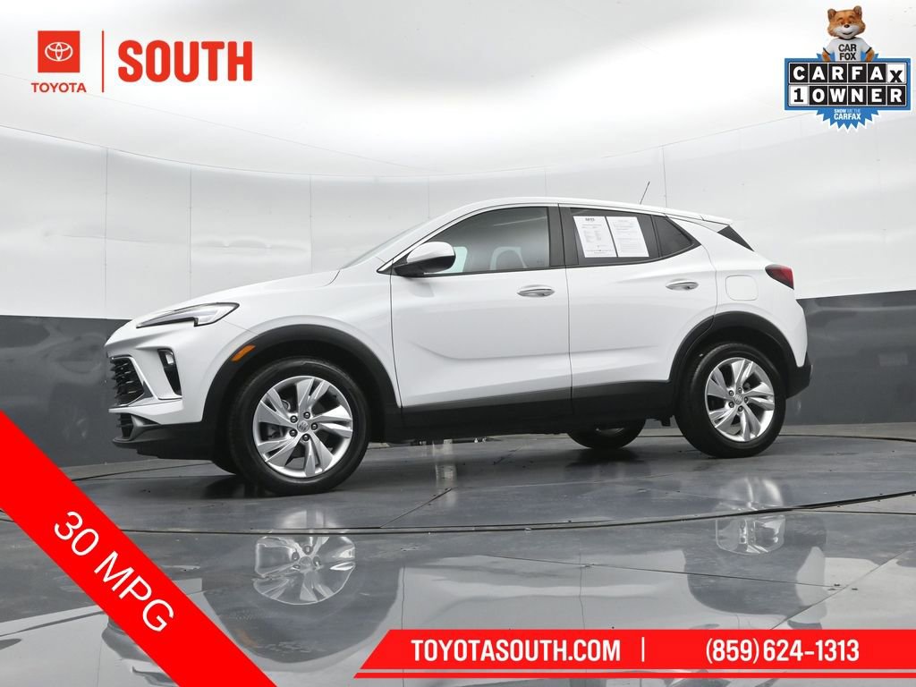 Used 2025 Buick Encore GX Preferred FWD image 37