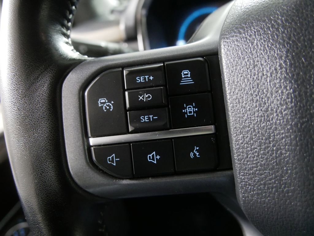 Used 2023 Ford F150 Lariat w/ Equipment Group 502A High AWD/4WD image 23