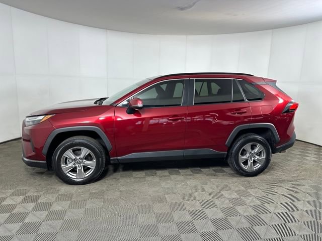 Used 2023 Toyota RAV4 XLE w/ Convenience Package image 6