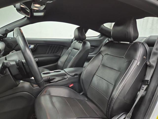 Used 2020 Ford Mustang Premium image 14