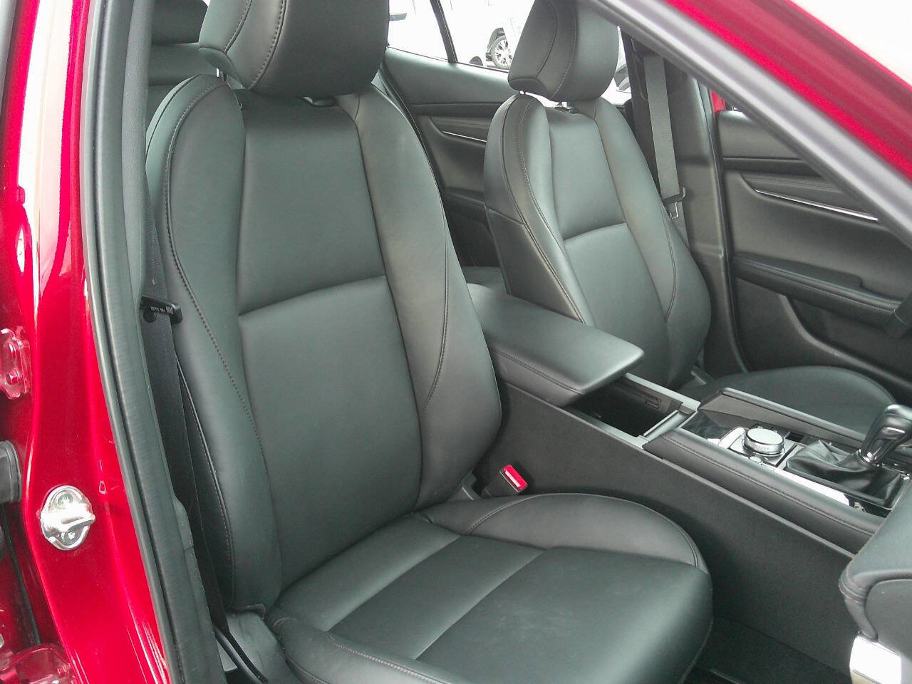 Used 2025 MAZDA MAZDA3 s image 15