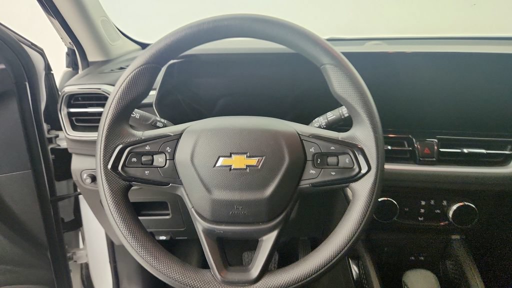 Certified 2024 Chevrolet TrailBlazer LT w/ Driver Confidence Package FWD image 14