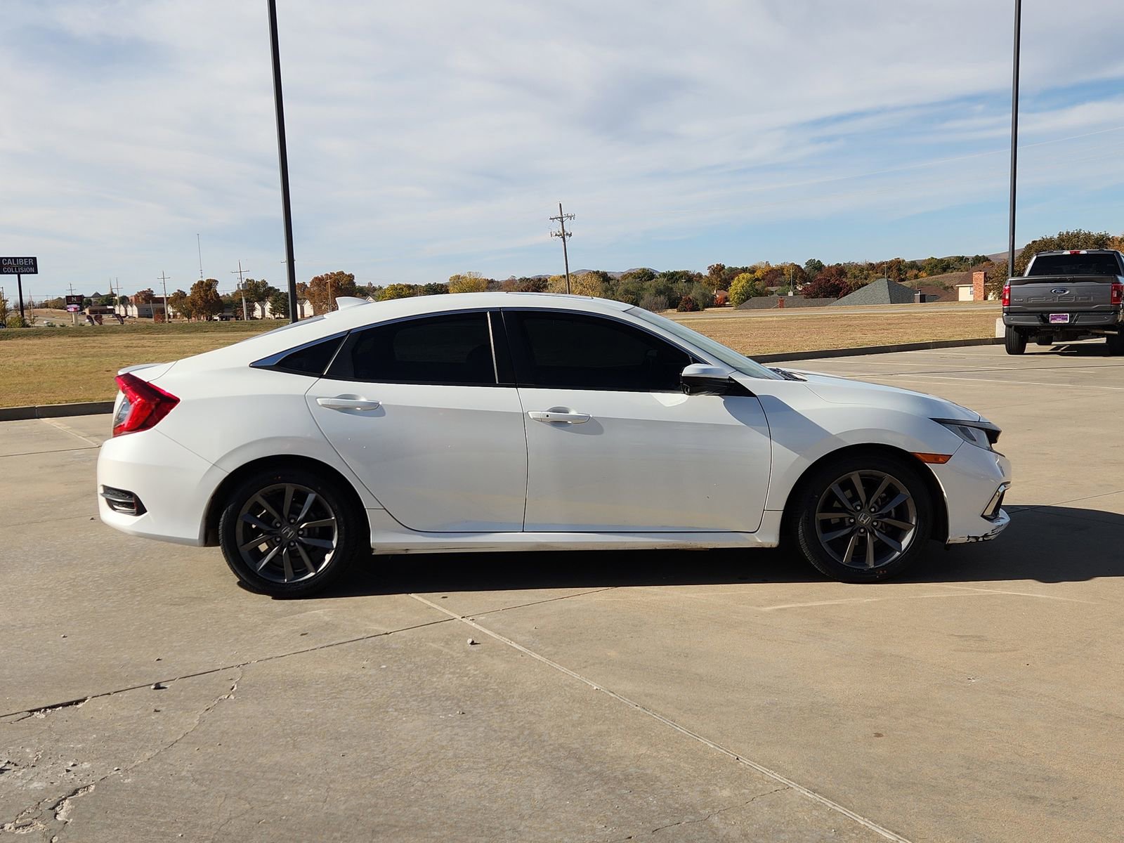 Used 2020 Honda Civic EX-L image 7