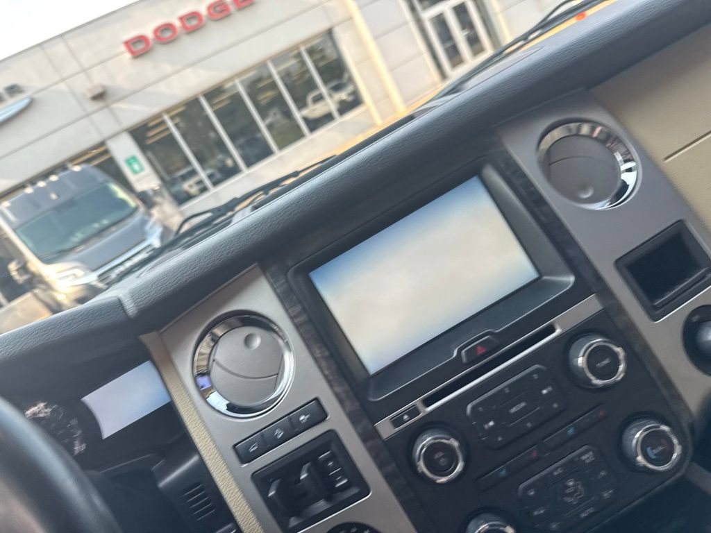 Used 2015 Ford Expedition Limited AWD/4WD image 12